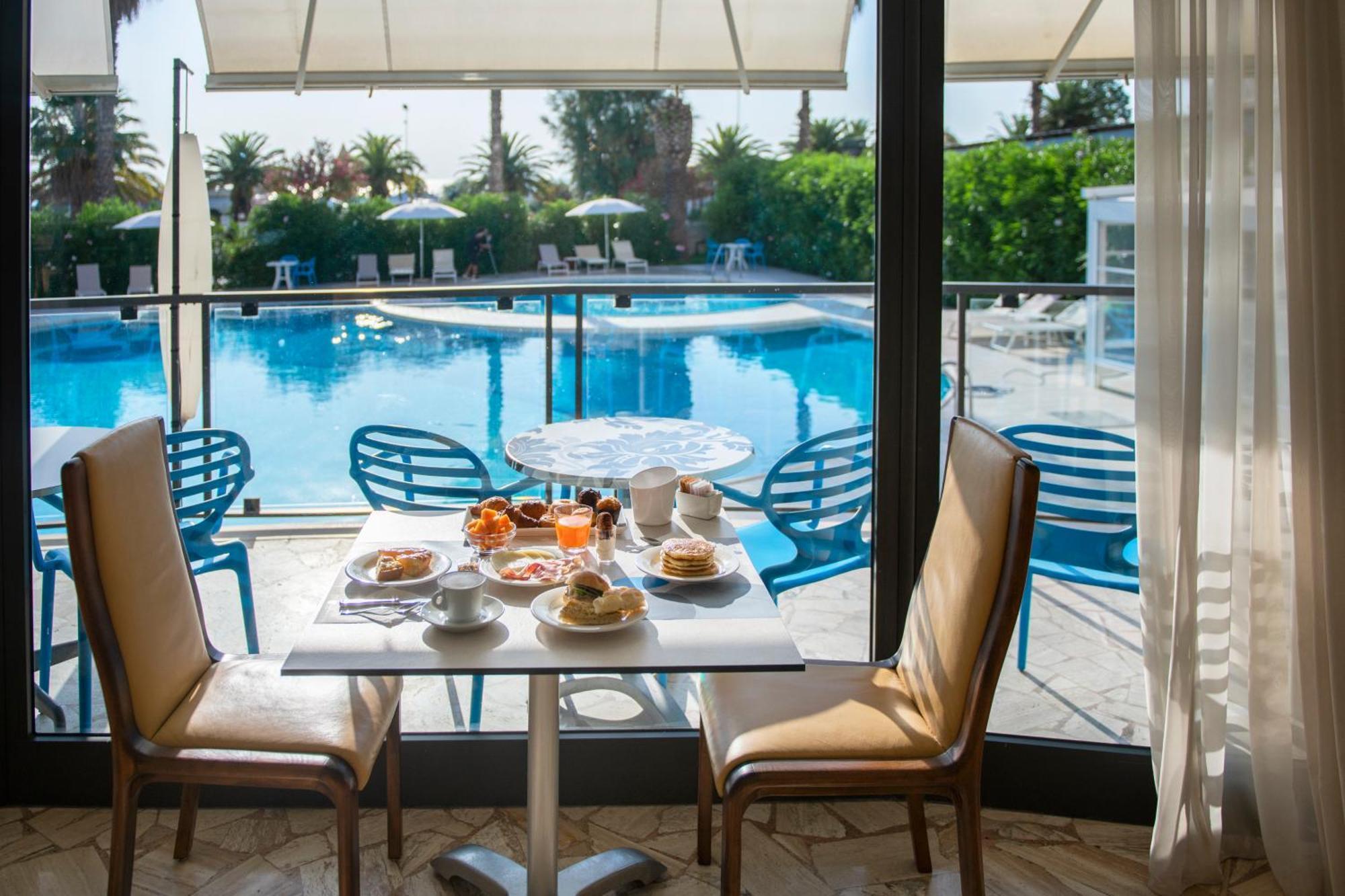 Hotel International San Benedetto del Tronto Esterno foto