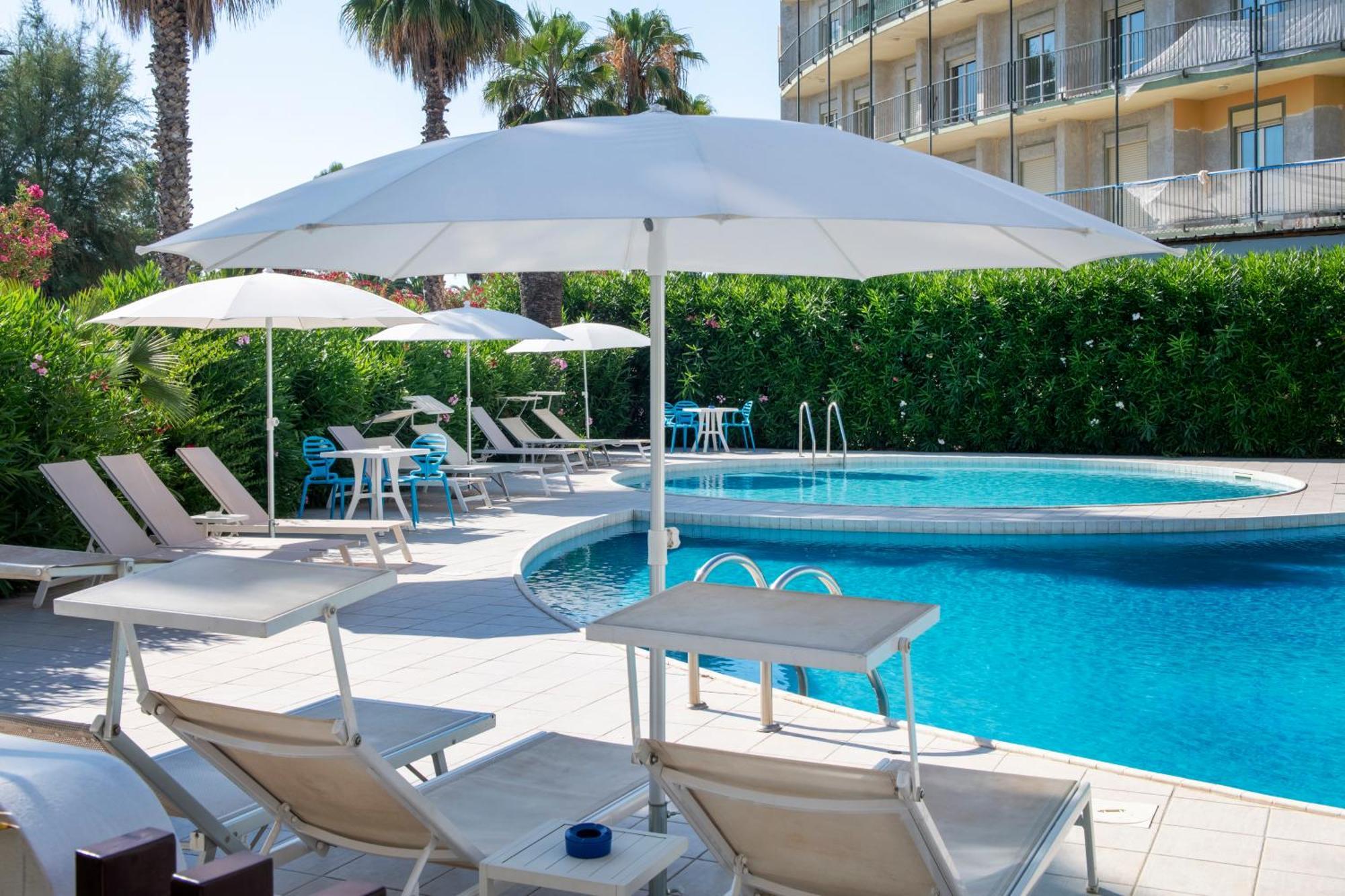 Hotel International San Benedetto del Tronto Esterno foto