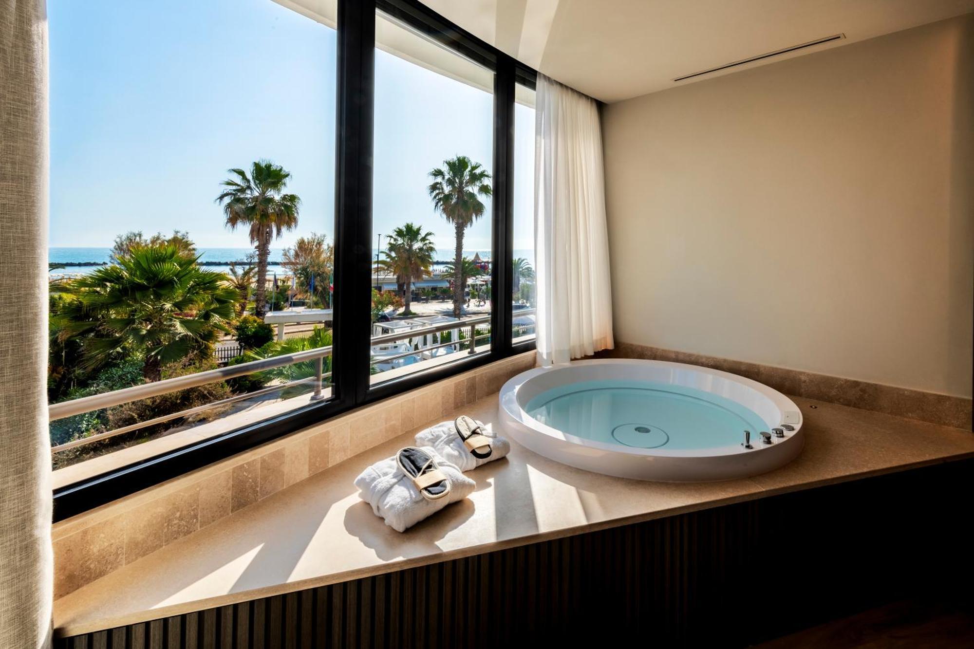 Hotel International San Benedetto del Tronto Esterno foto