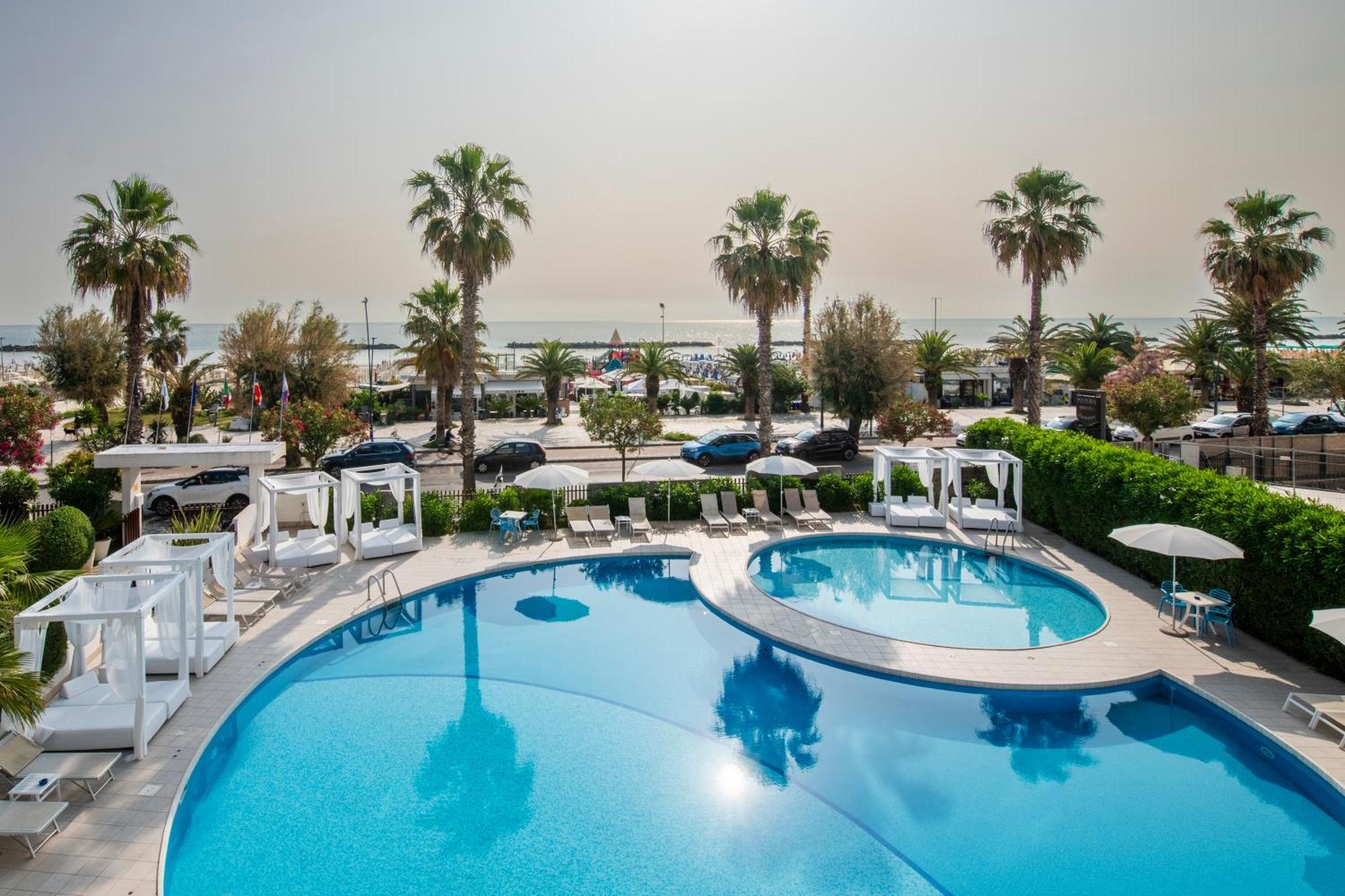 Hotel International San Benedetto del Tronto Esterno foto